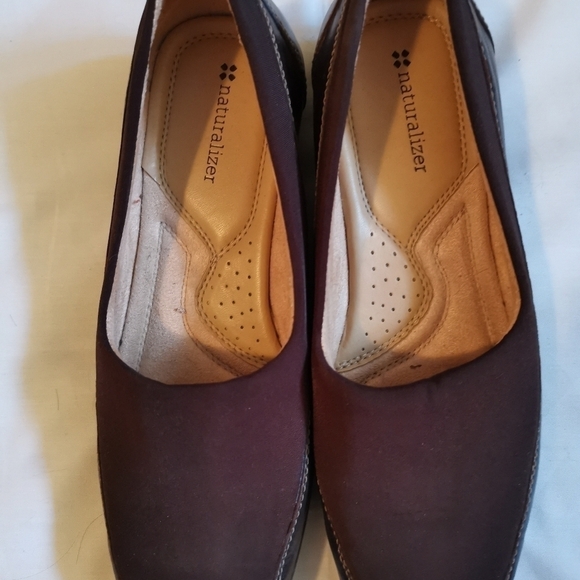 Genuine Naturalizer shoes - Picture 2 of 9
